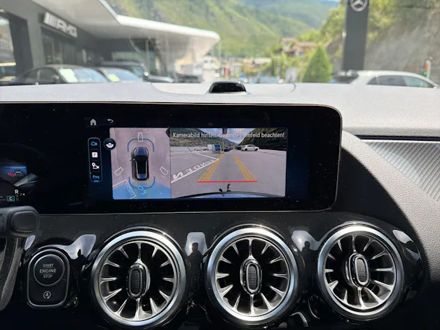 MERCEDES-BENZ GLA 250 4Matic 8G-DCT
