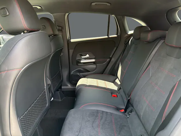 MERCEDES-BENZ GLA 250 4Matic 8G-DCT
