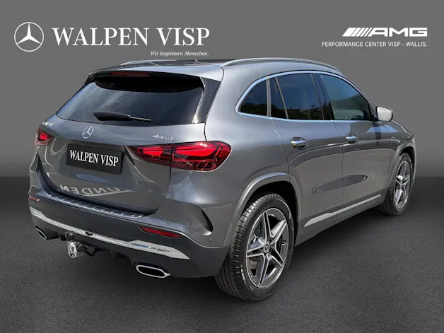 MERCEDES-BENZ GLA 250 4Matic 8G-DCT