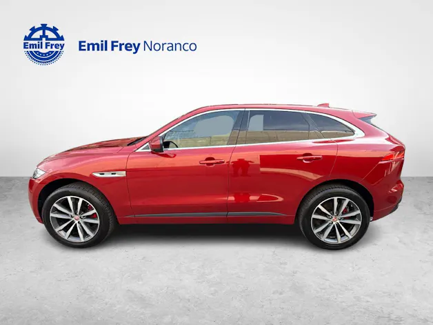 Jaguar F-Pace 2.0 T 300 R-Sport AWD + Pneumatici invernali