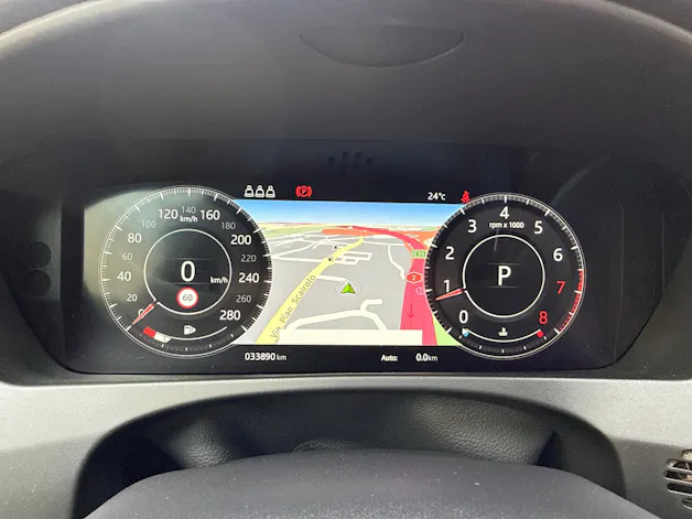 Jaguar F-Pace 2.0 T 300 R-Sport AWD + Pneumatici invernali