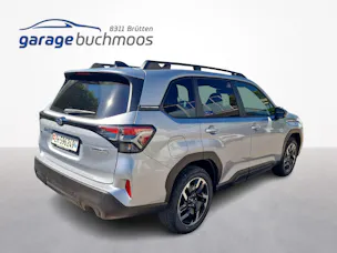Subaru Forester Station 2.0i e-Boxer Swiss Plus