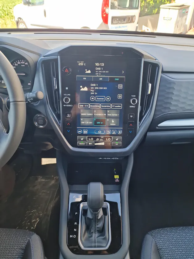 Subaru Forester Station 2.0i e-Boxer Swiss Plus