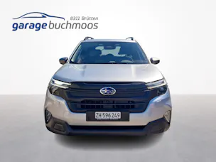Subaru Forester Station 2.0i e-Boxer Swiss Plus