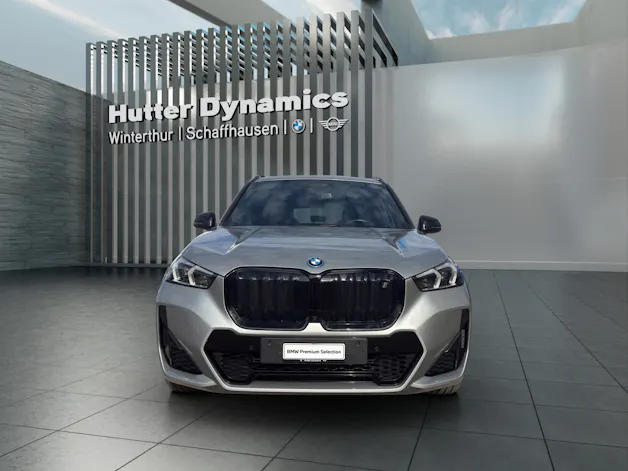 BMW iX1 30 xDrive M SPORTPAKET