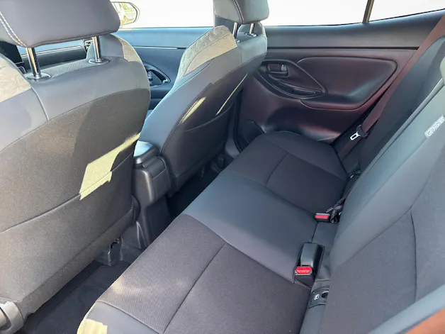 Toyota Yaris Cross 1.5 VVT-i HSD Premium AWD-i