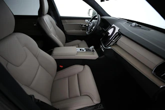 https://vehicle.imgix.net/4377425/6018f0ec-59a4-432c-93db-f51b4c398402.jpg