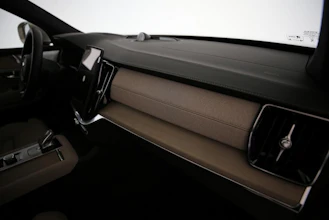 https://vehicle.imgix.net/4377425/632669c9-0549-42d3-8da4-33bba4adbe64.jpg