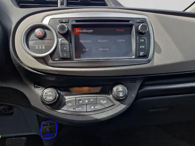 Toyota Yaris 1.33 VVT-i Sol MdS 42641/000