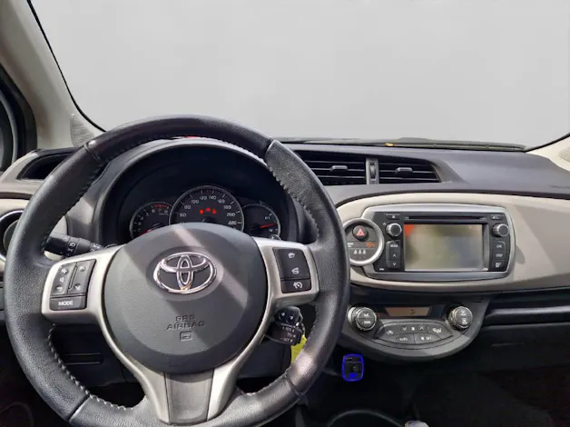 Toyota Yaris 1.33 VVT-i Sol MdS 42641/000