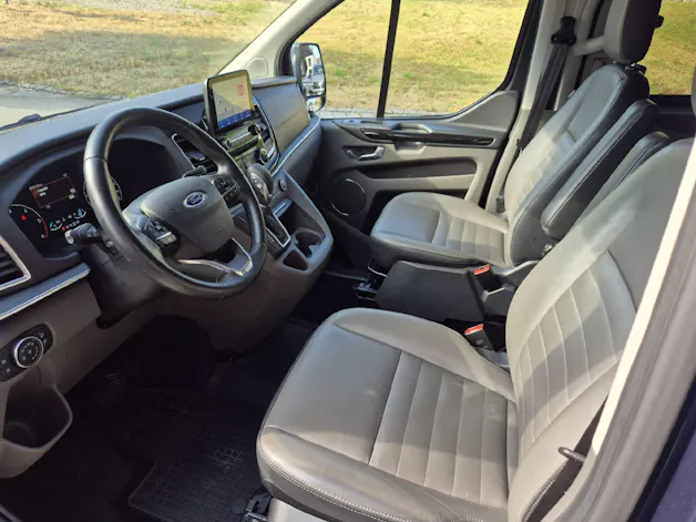 Ford Tourneo C Bus 320 L2 2.0 TDCi 185 Titanium X