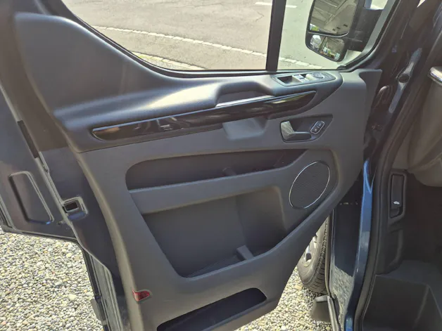 Ford Tourneo C Bus 320 L2 2.0 TDCi 185 Titanium X