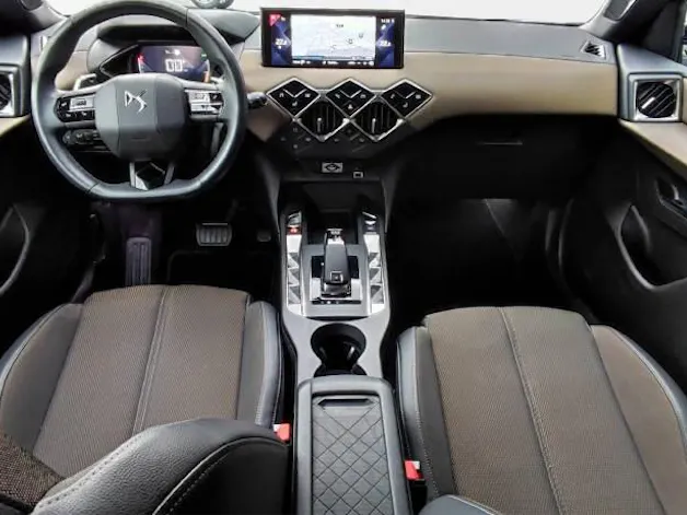 DS Automobiles 3 Crossback 1.5 BlueHDi 130