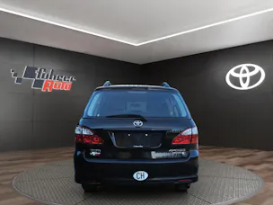 Toyota Avensis Verso 2.0