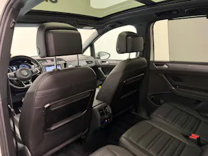VW Touran 2.0 TDI SCR Highline R-Line DSG