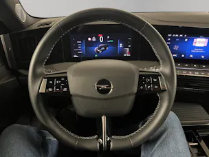 Opel Astra-e Swiss Plus