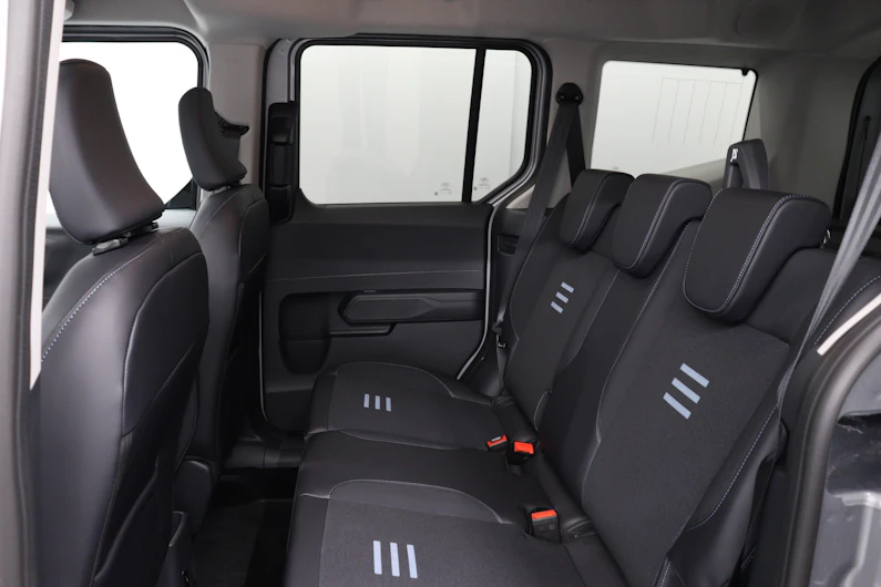 Fahrzeugbild FORD TRANSIT COURIER