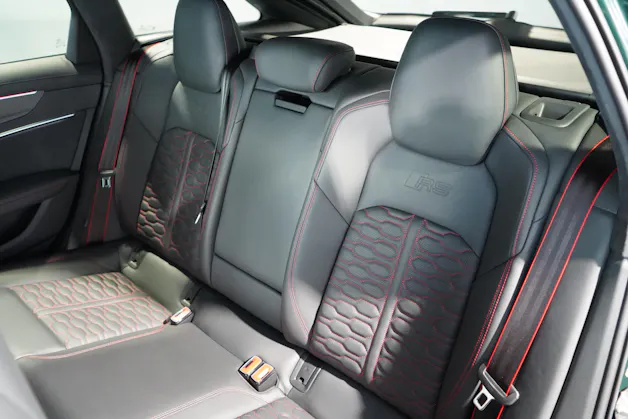 Audi RS6 Avant 4.0 V8 TFSI performance quattro T-Tronic