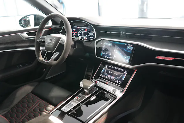 Audi RS6 Avant 4.0 V8 TFSI performance quattro T-Tronic