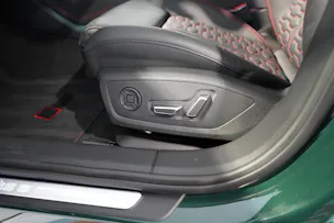 Audi RS6 Avant 4.0 V8 TFSI performance quattro T-Tronic