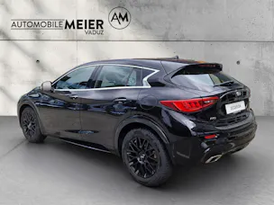 Infiniti Q30 2.2d Premium DCT AWD