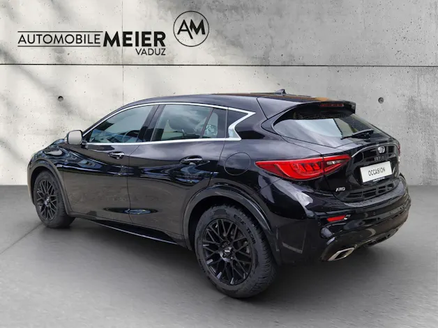 Infiniti Q30 2.2d Premium DCT AWD