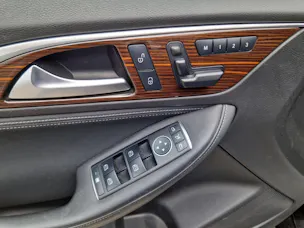 Infiniti Q30 2.2d Premium DCT AWD