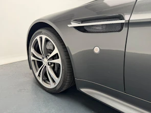 Fahrzeugbild ASTON MARTIN V12 Vantage Coupé 6.0