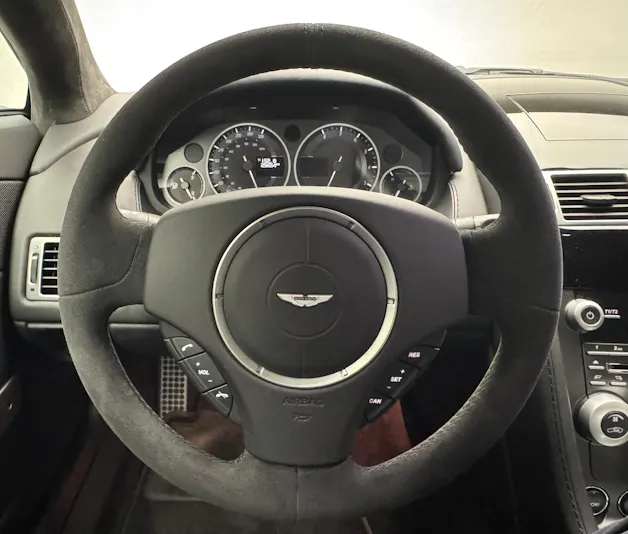 ASTON MARTIN V12 Vantage Coupé 6.0