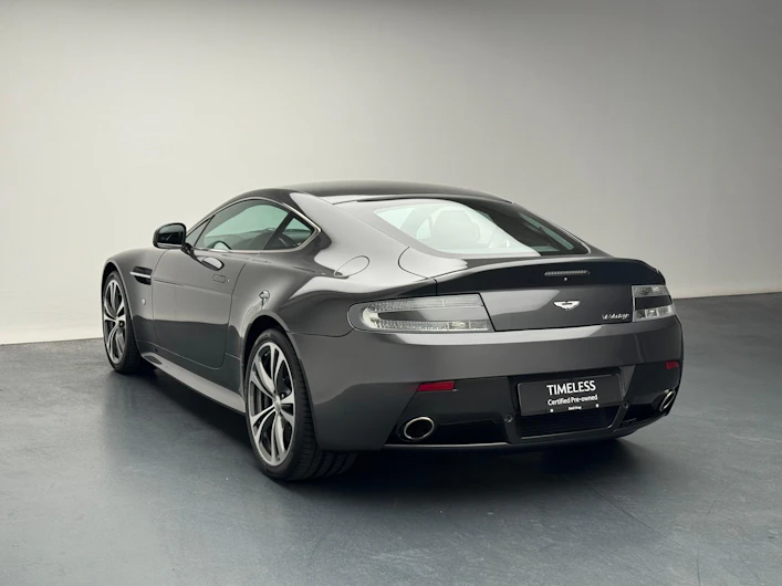 Fahrzeugbild ASTON MARTIN V12 Vantage