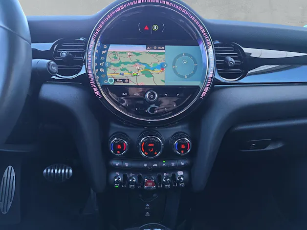 MINI John Cooper Works Cabrio F57 2.0i (CH)