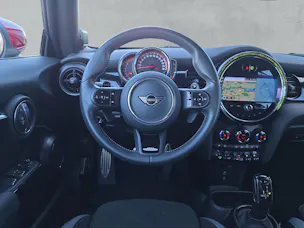 MINI John Cooper Works Cabrio F57 2.0i (CH)