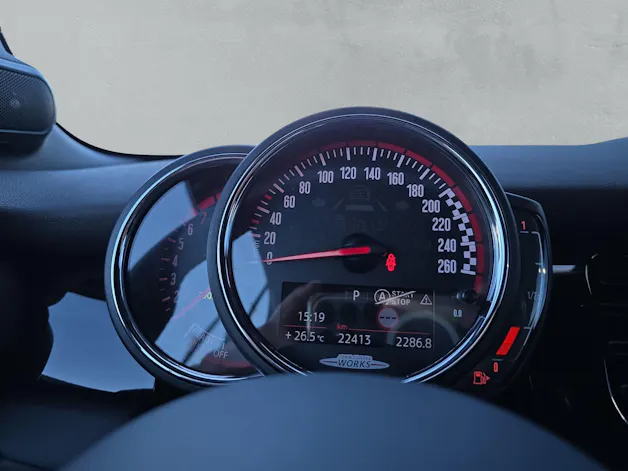 MINI John Cooper Works Cabrio F57 2.0i (CH)