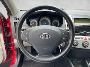 Kia Cee'd Sporty Wagon 1.4 CVVT Eco