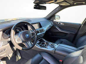 https://vehicle.imgix.net/4377687/2c688c0e-d511-404f-bda0-944ad899fc79.jpg