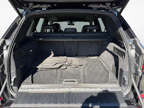 https://vehicle.imgix.net/4377687/dd9b9b97-de14-4bf4-a1b9-d858319b26f0.jpg