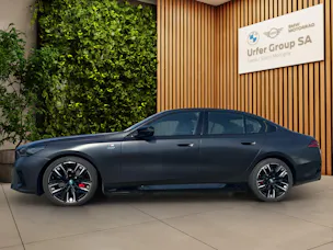 BMW 🆕 bmw i5 M60 xDrive M Sport Pro (CH)🔋