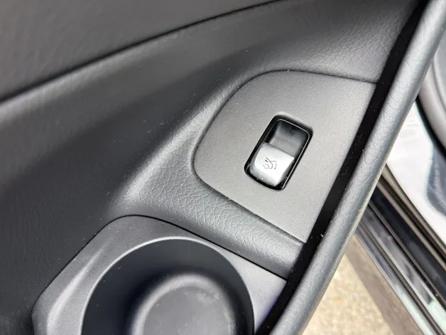 Mercedes-Benz E 220 d AMG Line 4matic