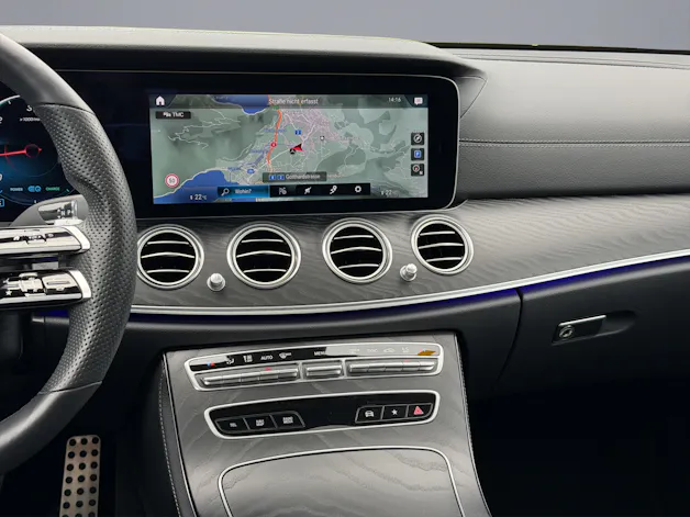 Mercedes-Benz E 220 d AMG Line 4matic