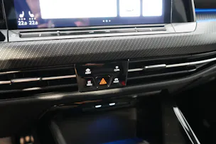 VW Golf VIII 2.0 TDI R-Line DSG 4motion