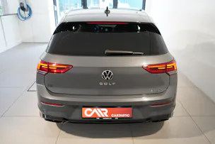 VW Golf VIII 2.0 TDI R-Line DSG 4motion