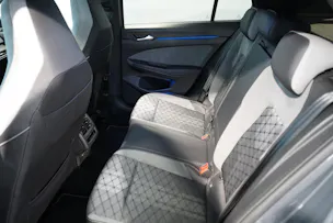 VW Golf VIII 2.0 TDI R-Line DSG 4motion