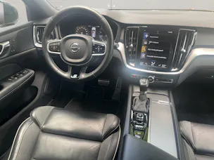 Volvo V60 2.0 T5 R-Design