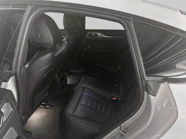 BMW i4 M50