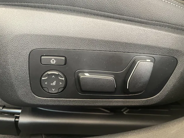 BMW 330i xDrive SAG Touring