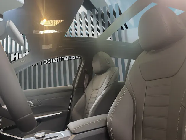 BMW 330i xDrive SAG Touring