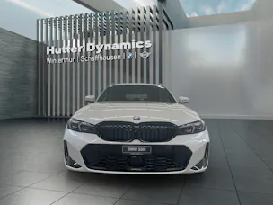 BMW 330i xDrive SAG Touring