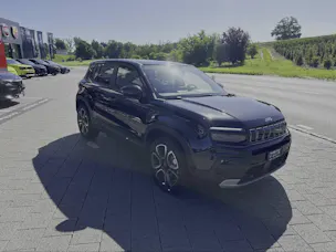 Jeep Avenger Summit