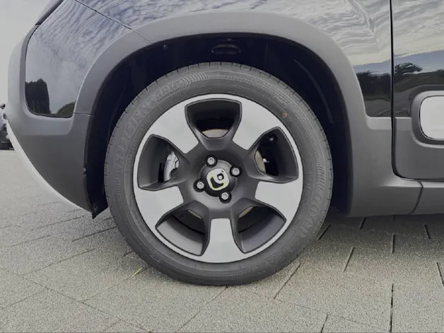 Fiat Pandina 1.0 Hybrid Cross