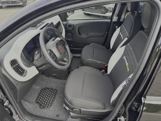 Fiat Pandina 1.0 Hybrid Cross
